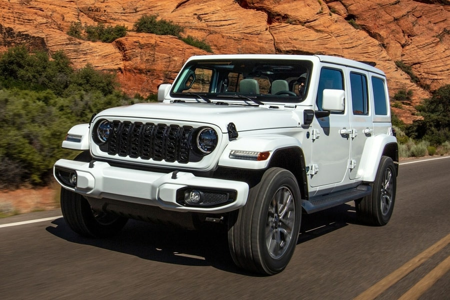 Jeep triệu hồi gần 113.000 xe PHEV vì nguy cơ cháy động cơ