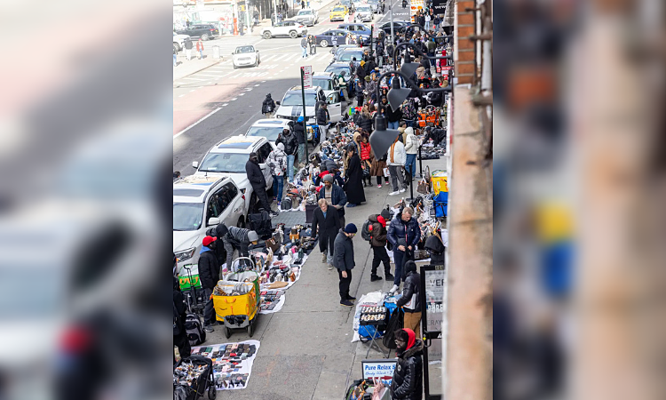 Hàng rong New York tấp nập trở lại sau khi bị ICE truy quét