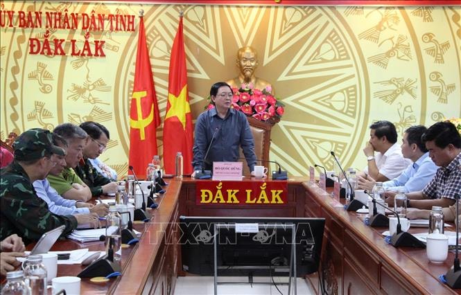 Phó Thủ tướng Hồ Quốc Dũng: Tận dụng từng giờ, từng phút cứu  dân