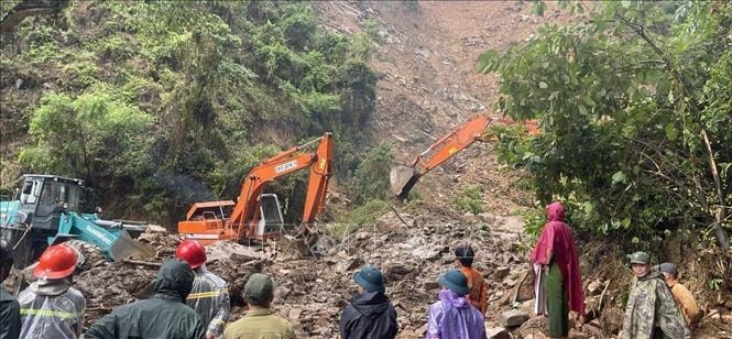 Đã tìm thấy thi thể người dân bị mất tích trong vụ sạt lở đèo Khánh Sơn