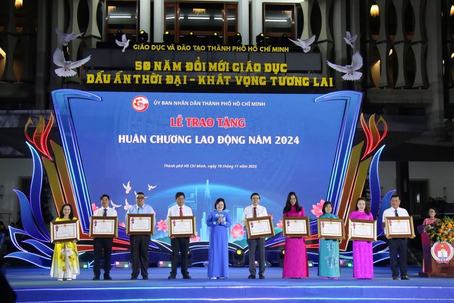 TP Hồ Chí Minh vinh danh 50 nhà giáo tiêu biểu giai đoạn 1975-2025