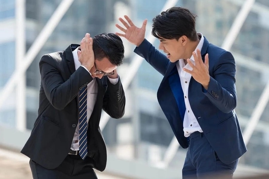 Tuổi 40 phát ngán vì bị sếp 'hành'