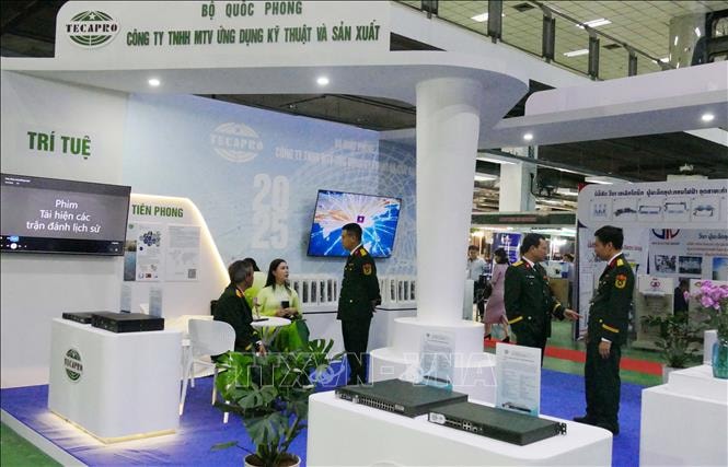 Hội chợ kết nối giao thương Việt - Lào mở ra cơ hội hợp tác mới