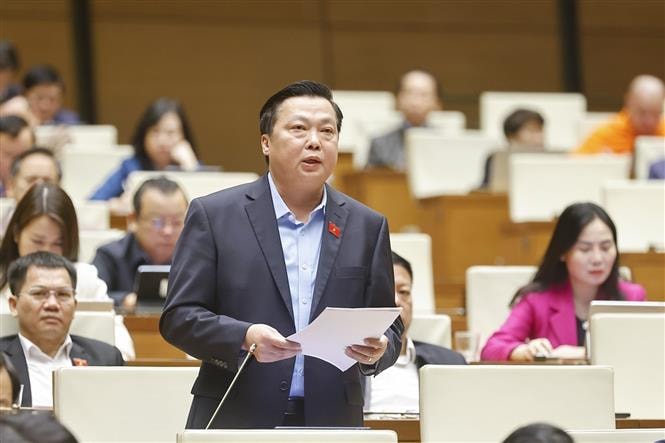 ​​​​​​​Đề nghị cung cấp miễn phí sách giáo khoa trong năm học 2026 - 2027