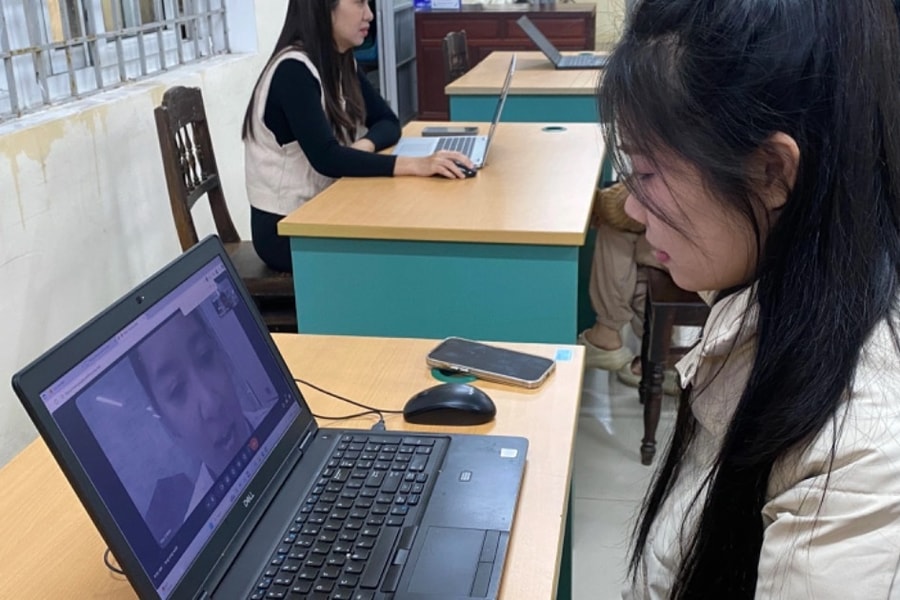 Người lao động phỏng vấn online sau bão, tìm kiếm mức lương 35 triệu đồng