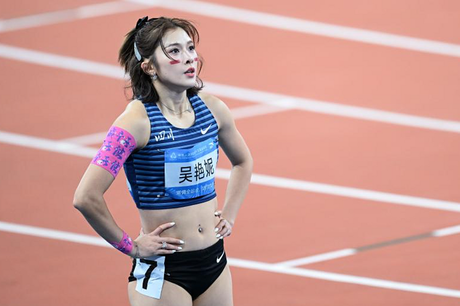Mỹ nhân điền kinh Trung Quốc lỡ HC vàng vì 0,04 giây