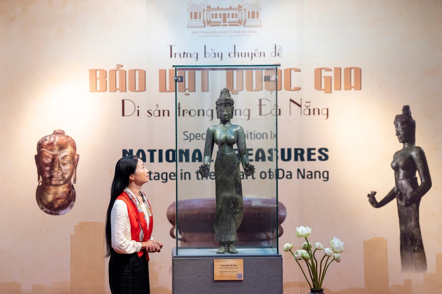 Lần đầu trưng bày 19 bảo vật quốc gia tại Đà Nẵng