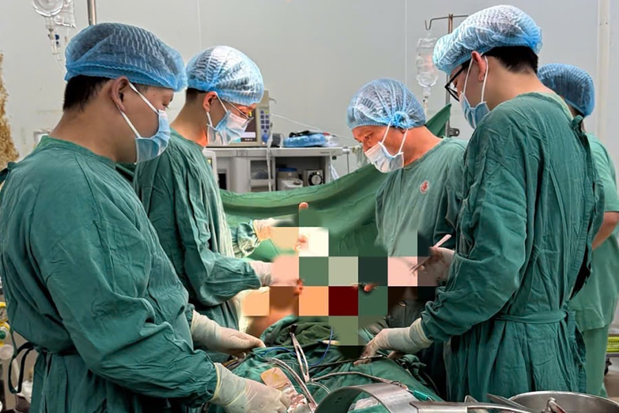 Cứu người bị thủng tim