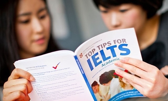 Tốn trăm triệu đồng 'săn' IELTS 7.0 nhưng đi làm chẳng dùng tiếng Anh