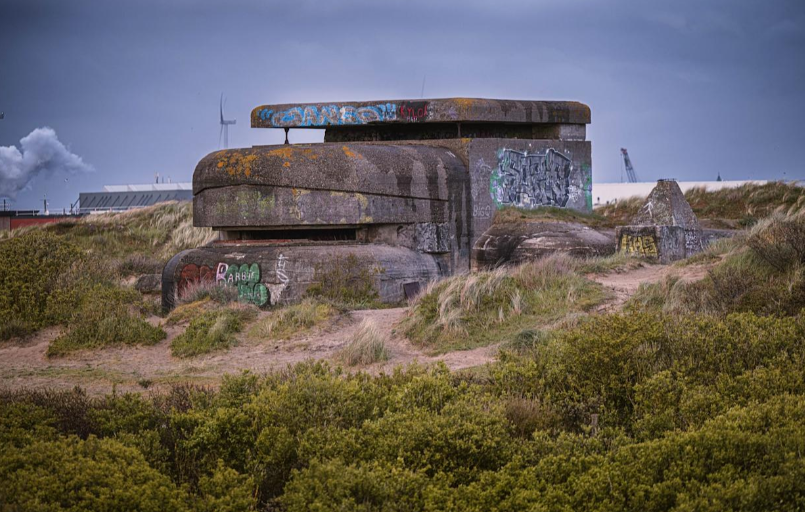 Có gì trong những căn hầm tận thế bí mật nhất hành tinh?