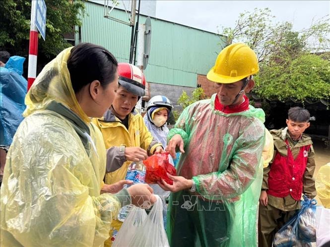 Gia Lai quyết tâm không để người dân vùng lũ bị thiếu đói