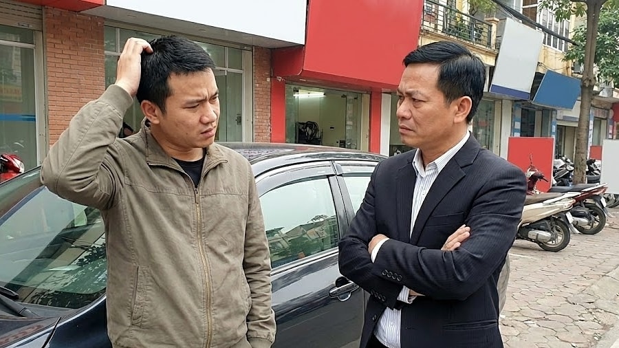 Thanh niên thua thiệt vì hai bằng đại học nhưng không biết lái ôtô