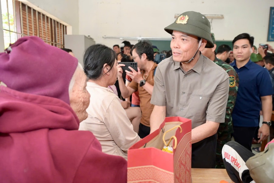 TP Hồ Chí Minh dồn tổng lực hỗ trợ tỉnh Khánh Hòa khắc phục hậu quả mưa lũ