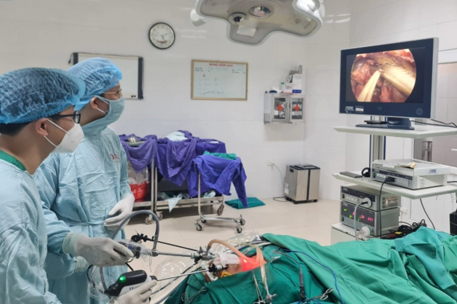 5 biểu hiện sớm của ung thư tuyến giáp