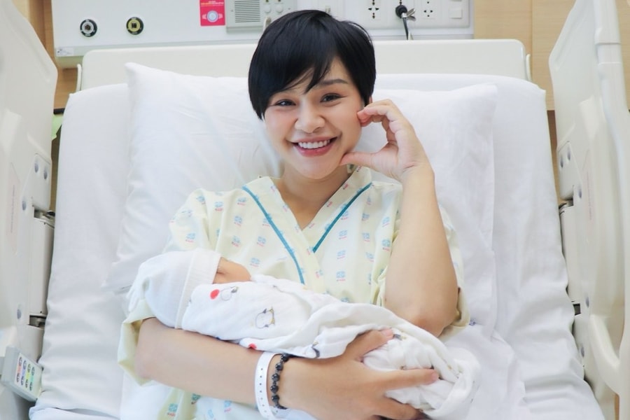 Lê Thu Trang sinh con
