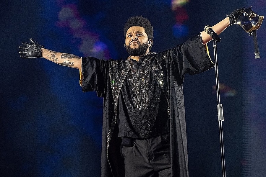 Concert của The Weeknd thu hơn một tỷ USD