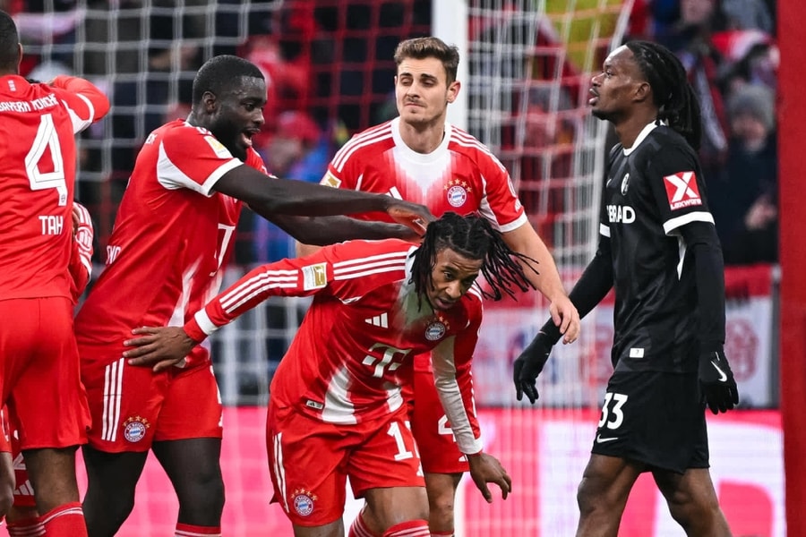 Bayern thắng kiểu tennis dù bị dẫn hai bàn