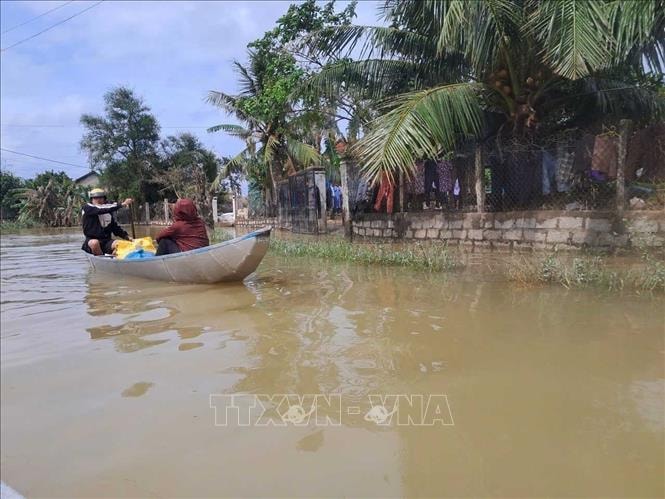 Đắk Lắk: Nhiều khu dân cư vẫn còn bị cô lập, khó tiếp cận
