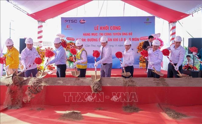 Khởi công hạng mục tuyến ống bờ Dự án đường ống dẫn khí Lô B - Ô Môn