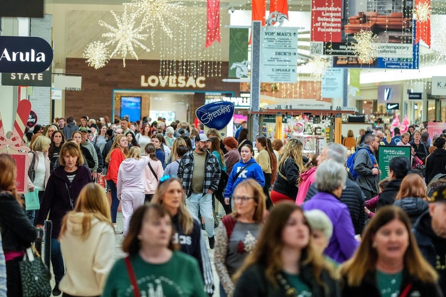 Gần 190 triệu người Mỹ sẽ săn hàng giảm giá Black Friday