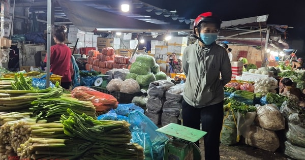 Ngày 25-11, tiểu thương chợ đầu mối Thủ Đức "thở phào"
