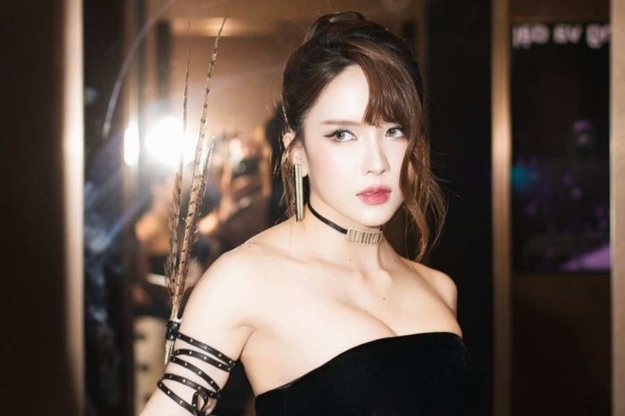 Bài học từ vụ ca sĩ Thiều Bảo Trâm chia sẻ hình ảnh AI