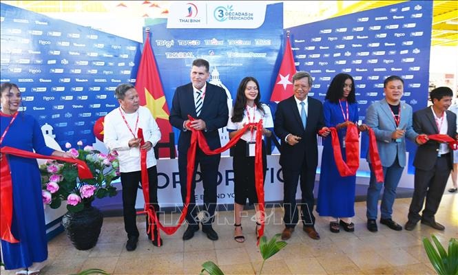 Doanh nghiệp Việt Nam cam kết đầu tư lâu dài ở Cuba