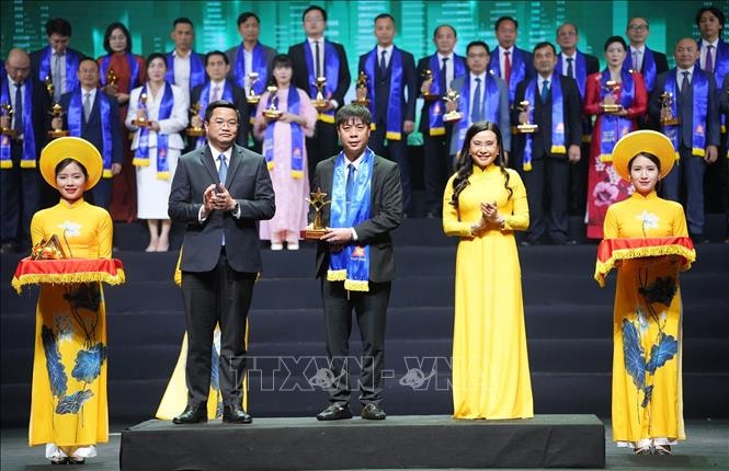 Doanh nhân Ninh Văn Sức: Phát triển doanh nghiệp bằng chữ tâm chữ tín