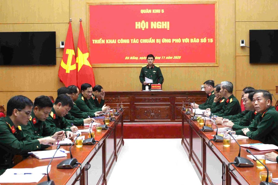Quân khu 5 triển khai phương án chủ động ứng phó bão số 15