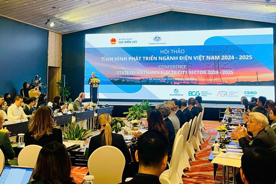 Thị trường điện cạnh tranh tiếp tục giữ vai trò quan trọng trong phát triển ngành điện