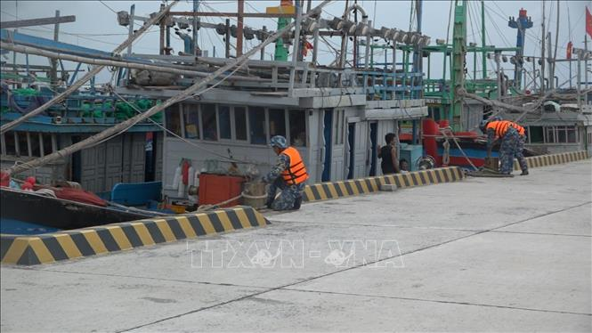 Thủ tướng Chính phủ yêu cầu chủ động ứng phó bão số 15 với phương châm chủ động phòng ngừa