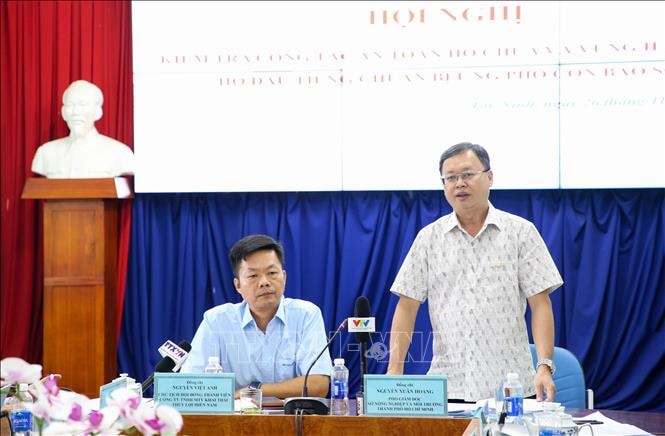 Chủ động phương án điều tiết hồ Dầu Tiếng ứng phó bão số 15