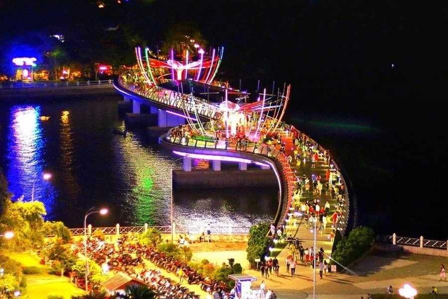 Mở tuyến phố đi bộ ở khu vực bến Ninh Kiều