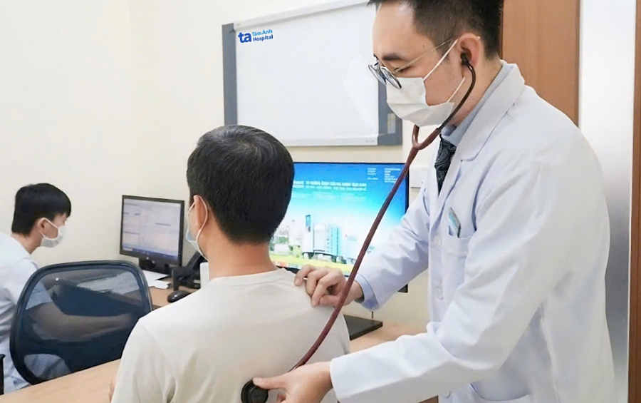 Suy thận cấp sau dùng thuốc kháng giáp