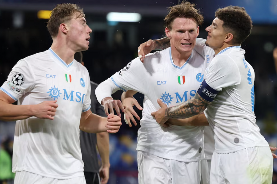 McTominay tỏa sáng, Napoli thắng trong đêm tri ân Maradona