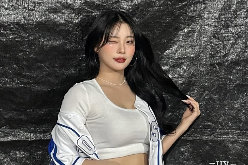 Nữ idol đi khám tâm thần vì bị quản lý quấy rối tình dục