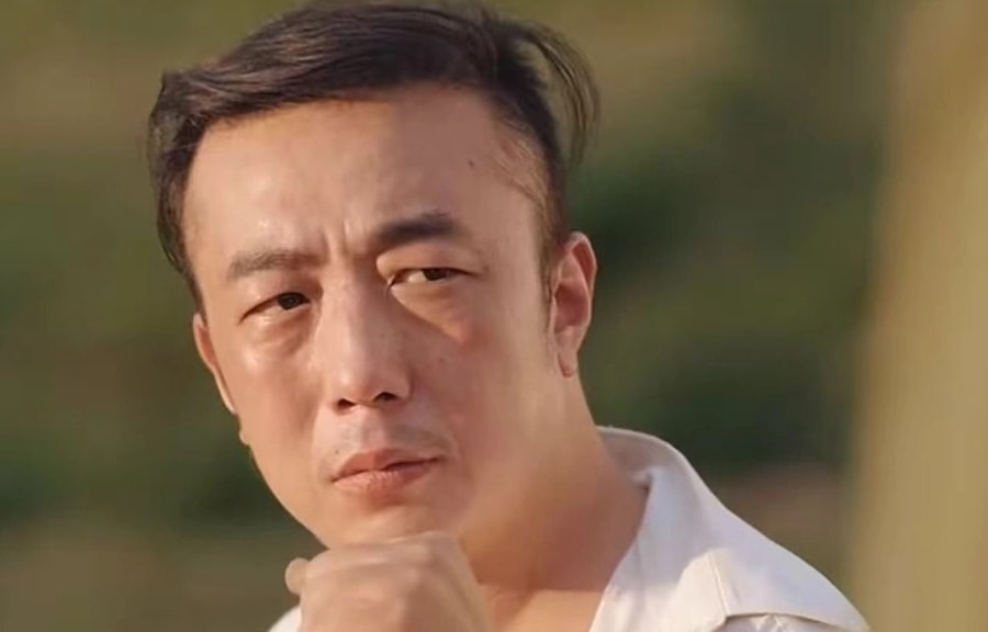 Diễn viên quần chúng chết trong phòng trọ