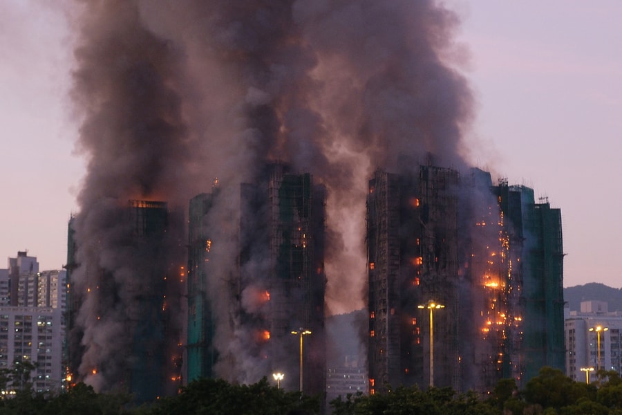 Bảo hiểm có thể trả hơn 300 triệu USD trong vụ cháy chung cư Hong Kong