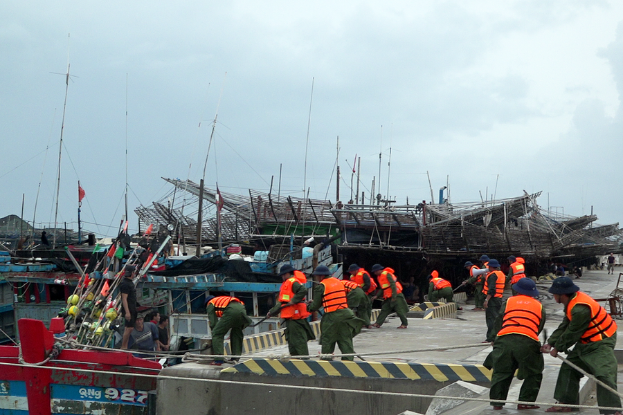 Các tỉnh Nam Trung Bộ cấm biển, lên phương án sơ tán dân ứng phó bão Koto