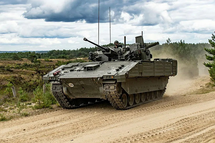 Hàng chục binh sĩ Anh đổ bệnh khi ngồi thiết giáp 10 triệu USD