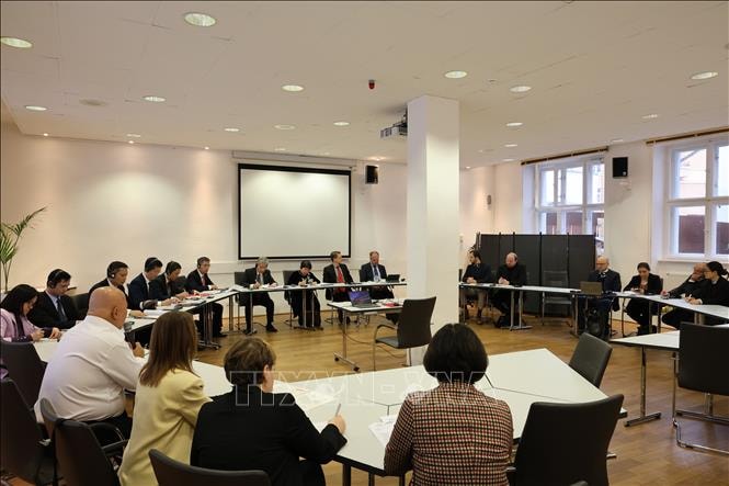 Đối thoại chính sách - kênh hợp tác hữu hiệu giữa Đảng Cộng sản Việt Nam và Đảng Cánh tả Đức