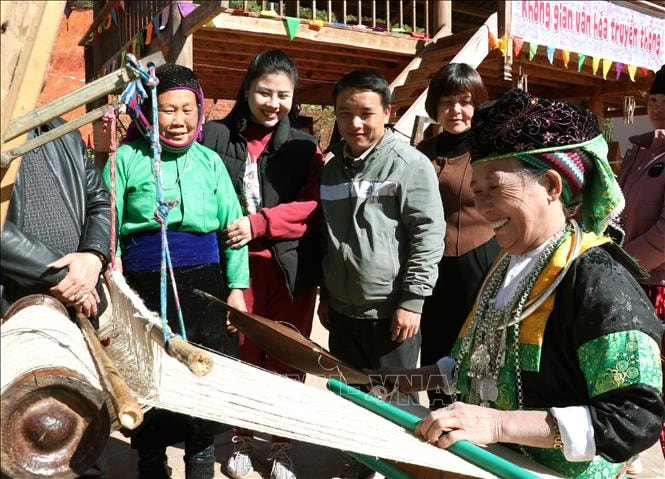 Tạo trải nghiệm đặc sắc nhằm thu hút du khách đến Đồng Văn