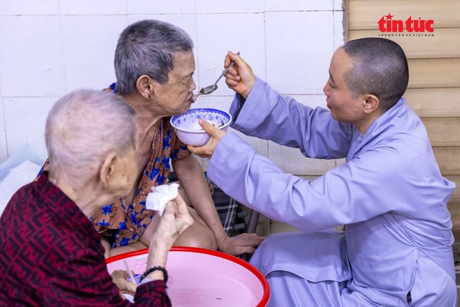 ‘Viện dưỡng lão’ miễn phí cho những cụ già neo đơn