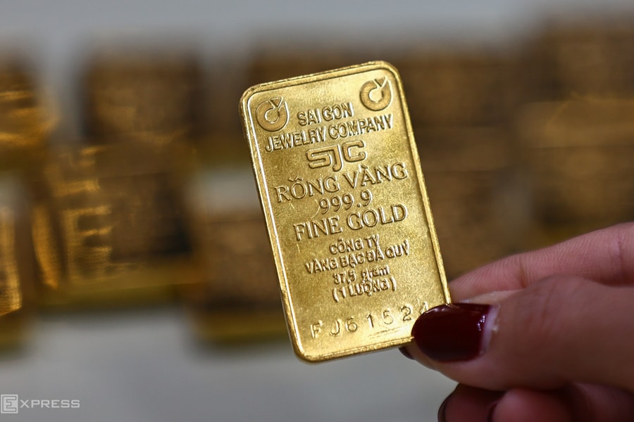 Giá vàng miếng lập kỷ lục gần 155 triệu đồng