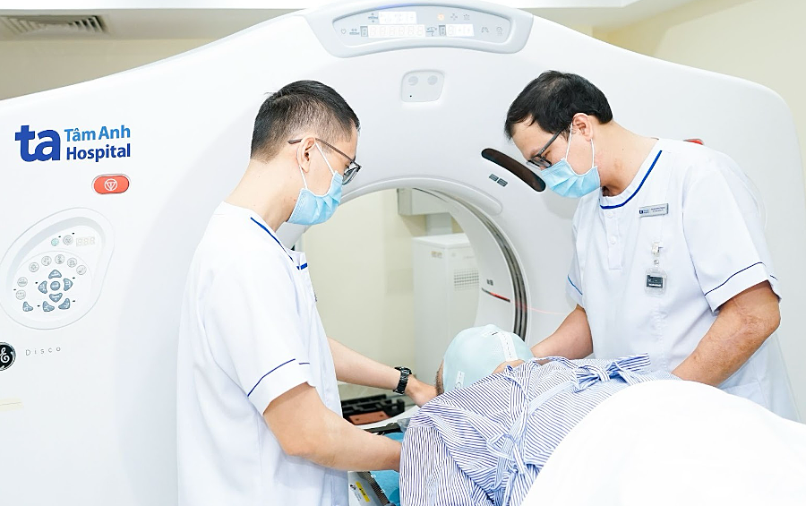 Làm thế nào giảm tác dụng phụ sau xạ trị ung thư vòm họng?