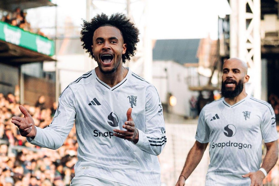 Man Utd lội ngược dòng khó tin trước Crystal Palace