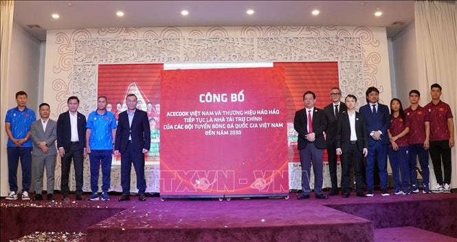 Acecook Việt Nam đồng hành cùng các đội tuyển bóng đá quốc gia tham dự SEA Games 33