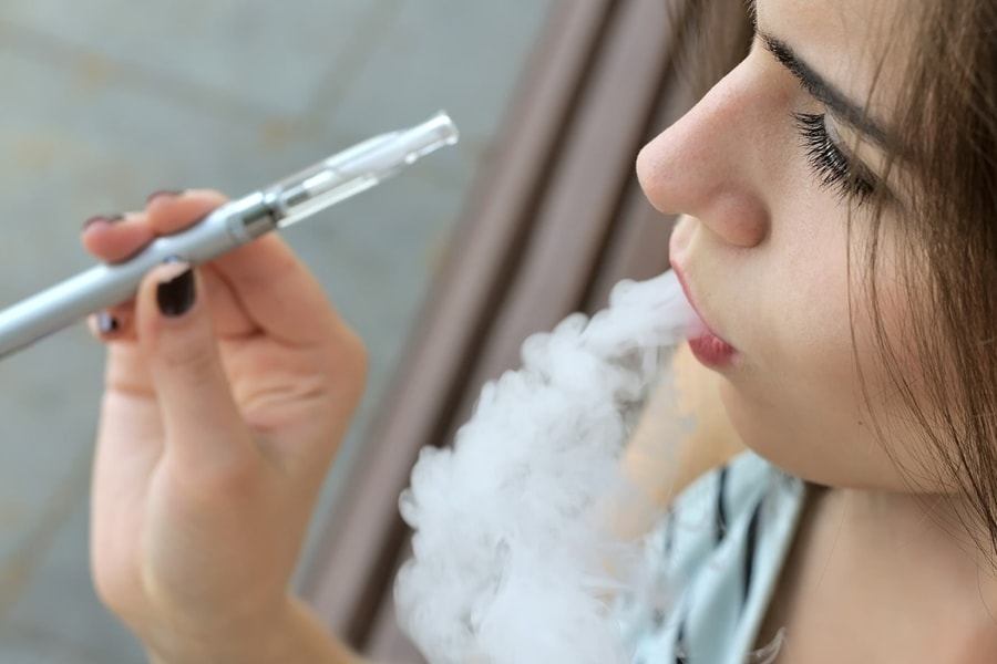 6 lỗi có thể bị phạt nặng khi du lịch nhưng ít khách biết