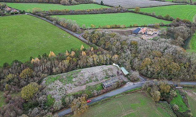 Thế giới ngầm của những 'ông trùm' rác thải Anh