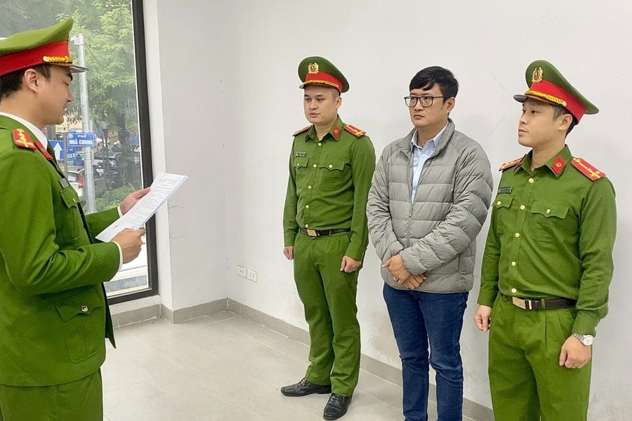 Trưởng ban quản trị bị khởi tố trong vụ mâu thuẫn chỗ đỗ ôtô ở hầm chung cư